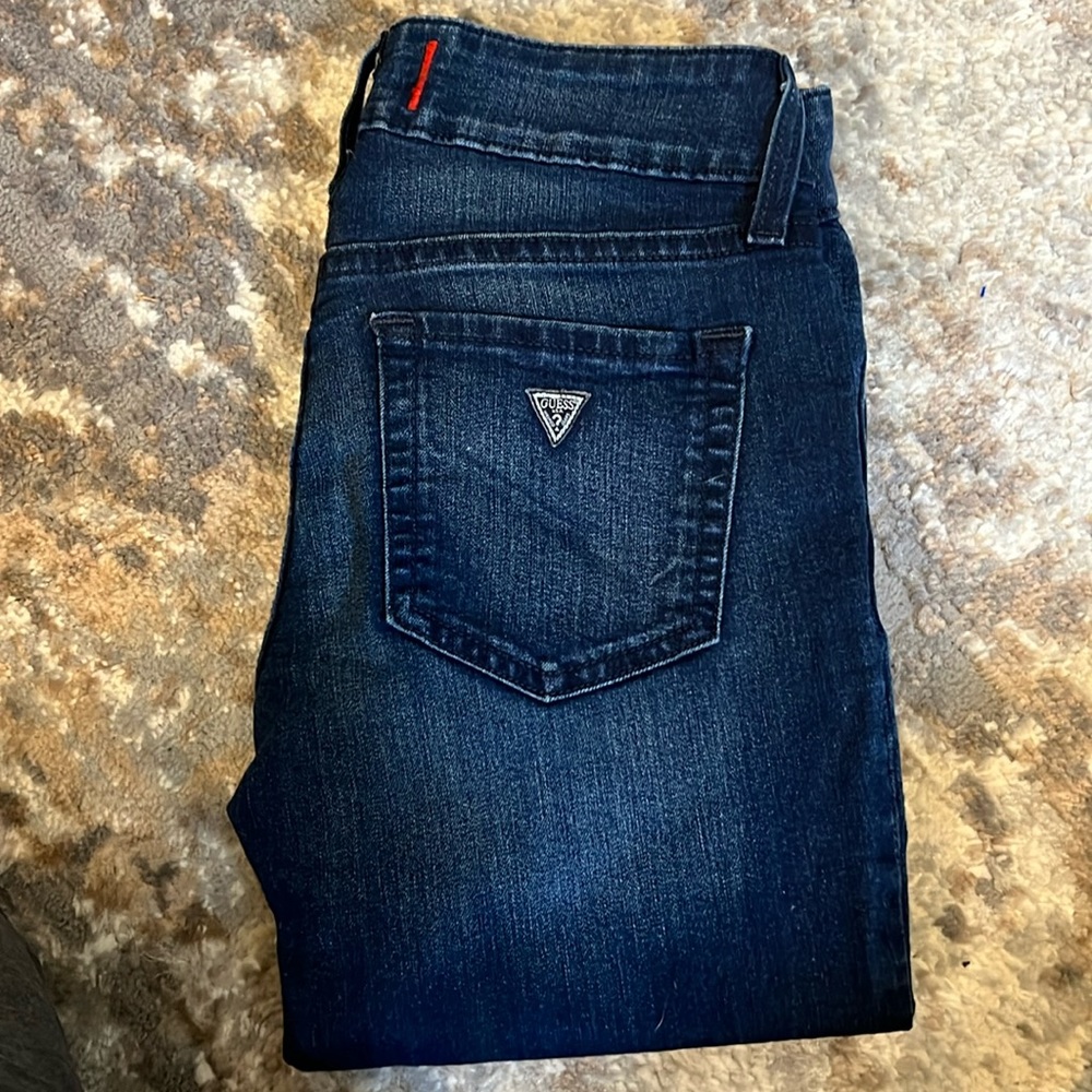 Guess Jeans - Medium Rise Skinny Sarah Fit - Size 27